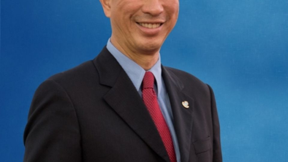 Emil-Lee.jpg